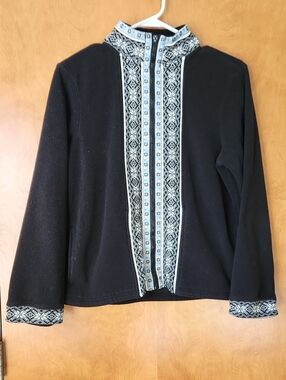 Alpine Sky Black With Blue Zip Up Sweatshirt With Side Pockets